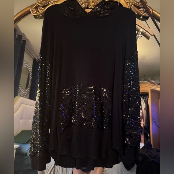 Long sleeve sequin hoodie, size medium - Picture 2 of 6